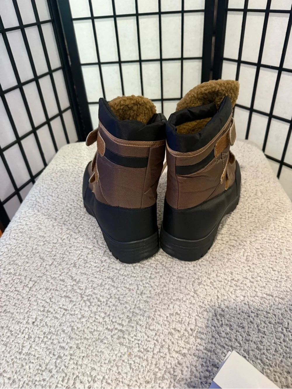 3M Thinsulate Brown and Black Winter Boots - Velcro Strap